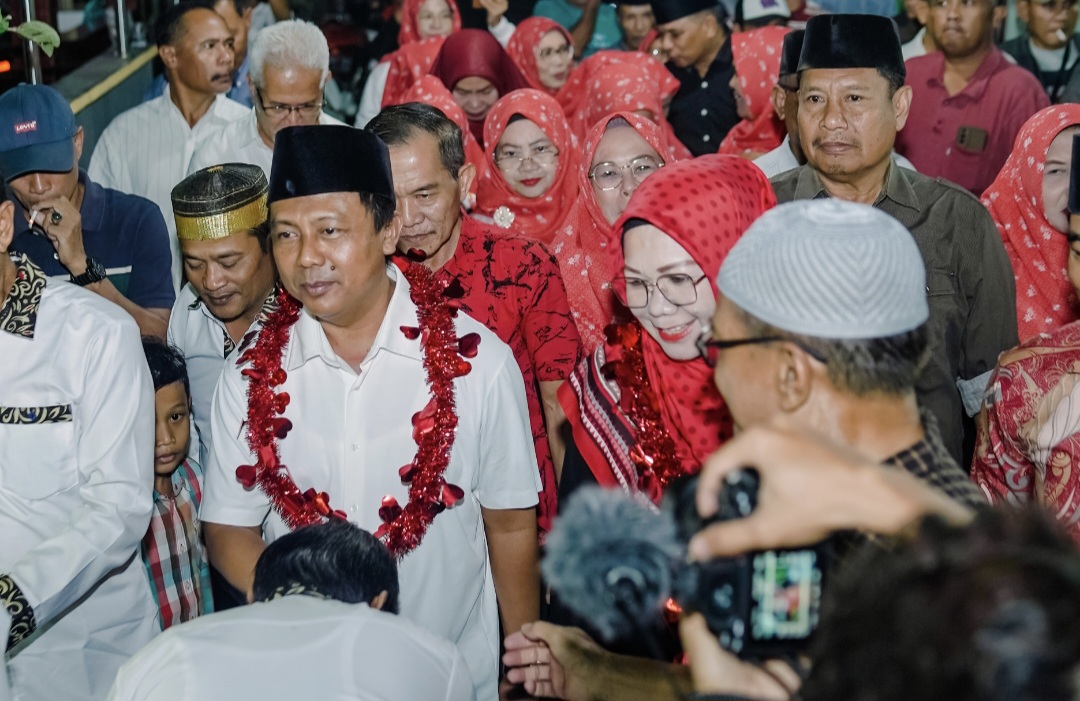 Paslon Amanah Disambut Antusias di Kelurahan Dalam, Bertekad Menang di Pilkada Mendatang